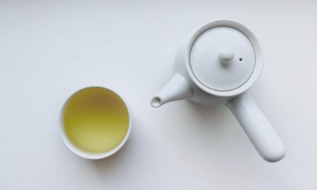 Bijeli čaj i njegovih 10 zdravstvenih prednosti