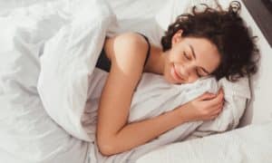 Kako zaspati brzo i čvrsto: 10 metoda za poboljšanje sna